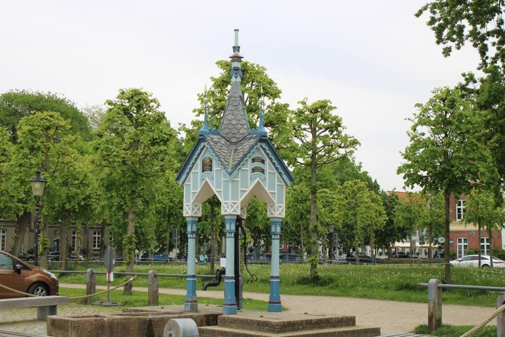 Hollaender Flair Friedrichstadt Exterior foto