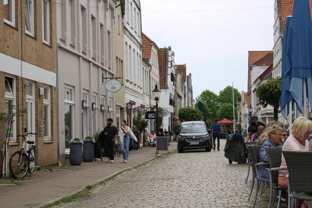 Hollaender Flair Friedrichstadt Exterior foto